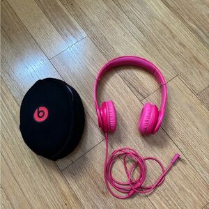 Beats Solo HD Headphones with Case